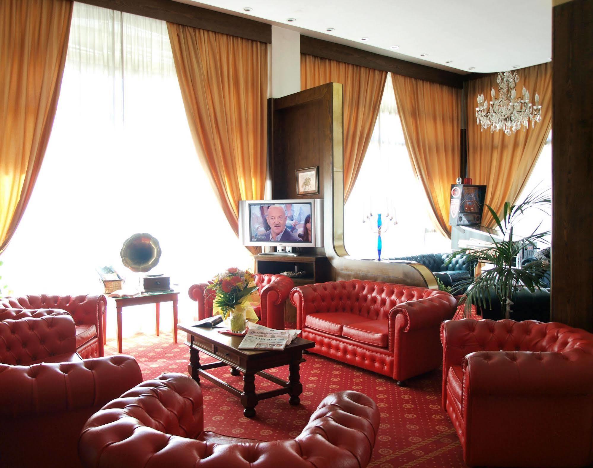 Eurohotel Πιατσέντζα Εξωτερικό φωτογραφία